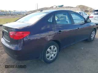 2008 Hyundai Elantra GLS z VIN KMHDU46D08U433275, wystawiony jako IAAI lot #43525808 z przebiegiem 107 721 mil mil oraz . Historia ofert i sprzedaży dostępna na DreamBid. Obrazek 4.