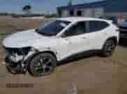 2024 Chevrolet Trax 1RS with VIN KL77LGE27RC057653, listed as a Copart auction lot 80561575 with 19,292 mi miles and Salvage title. Bid and sale history available at DreamBid. Image 1.