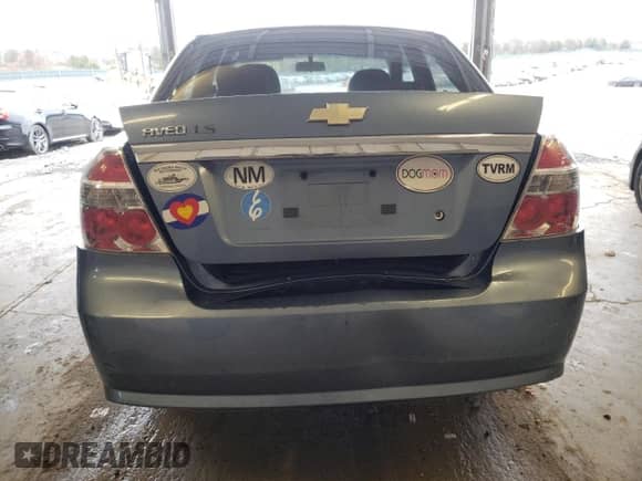 2007 Chevrolet Aveo LS z VIN KL1TD56697B119021, wystawiony jako Copart lot #67127784 z przebiegiem 178 885 mil mil oraz Szkoda całkowita • Salvage title. Historia ofert i sprzedaży dostępna na DreamBid. Obrazek 6.