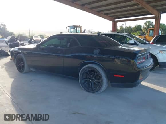 2015 Dodge Challenger SXT with VIN 2C3CDZAG0FH819536, listed as a IAAI auction lot 43388382 with 172,066 mi miles and . Bid and sale history available at DreamBid. Image 3.