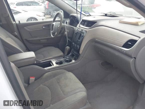 2017 Chevrolet Traverse LT с VIN 1GNKRHKD6HJ109587, выставлен на аукционе IAAI как лот 43133994 с пробегом 166 073 миль миль и . История ставок и продаж доступна на DreamBid. Изображение 5.