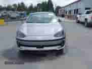 2023 Hyundai Ioniq 6 Limited с VIN KMHM54AC4PA049110, выставлен на аукционе IAAI как лот 42827535 с пробегом 9 123 миль миль и . История ставок и продаж доступна на DreamBid. Изображение 13.