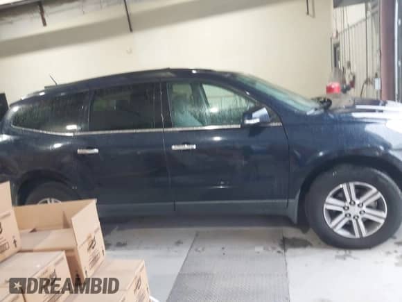 2017 Chevrolet Traverse LT с VIN 1GNKRHKD1HJ284345, выставлен на аукционе IAAI как лот 42901641 с пробегом 128 725 миль миль и . История ставок и продаж доступна на DreamBid. Изображение 13.
