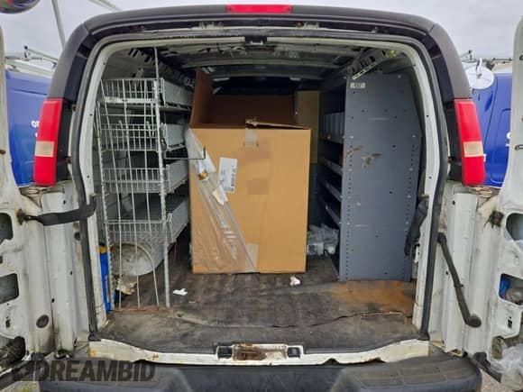 2012 Chevrolet Express Cargo с VIN 1GCSGAFX2C1138958, выставлен на аукционе IAAI как лот 43555586 с пробегом 276 181 миль миль и . История ставок и продаж доступна на DreamBid. Изображение 47.