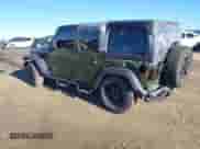 2022 Jeep Wrangler Unlimited High Tide z VIN 1C4HJXDG5NW113205, wystawiony jako IAAI lot #41488724 z przebiegiem 30 446 mil mil oraz . Historia ofert i sprzedaży dostępna na DreamBid. Obrazek 3.