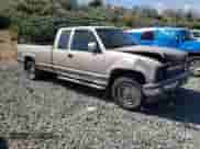 1993 Chevrolet Silverado 2500 z VIN 1GCFK29K5PE238606, wystawiony jako Copart lot #55178684 z przebiegiem 157 082 mil mil oraz Szkoda całkowita • Salvage title. Historia ofert i sprzedaży dostępna na DreamBid. Obrazek 4.
