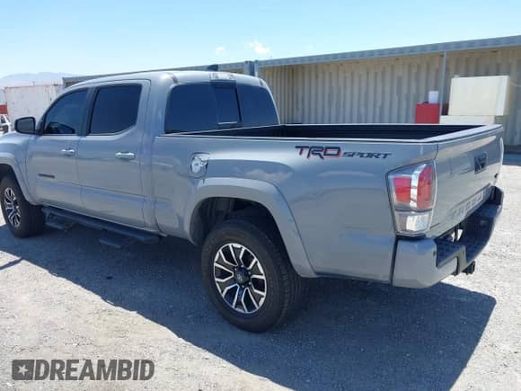 2020 Toyota Tacoma SR5 z VIN 3TMBZ5DN9LM027314, wystawiony jako IAAI lot #42258246 z przebiegiem 81 254 mil mil oraz . Historia ofert i sprzedaży dostępna na DreamBid. Obrazek 3.