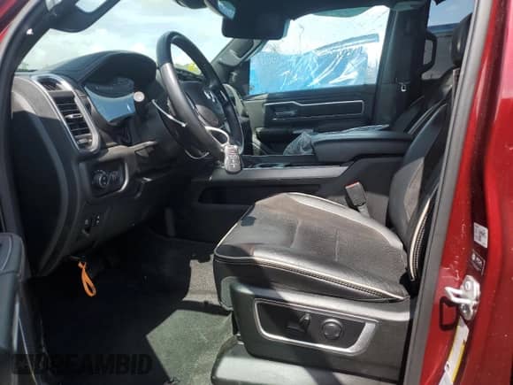 2023 Ram 1500 Laramie z VIN 1C6RREJT3PN593005, wystawiony jako Copart lot #63627755 z przebiegiem 28 932 mil mil oraz Nie do naprawy • Non repairable. Historia ofert i sprzedaży dostępna na DreamBid. Obrazek 13.