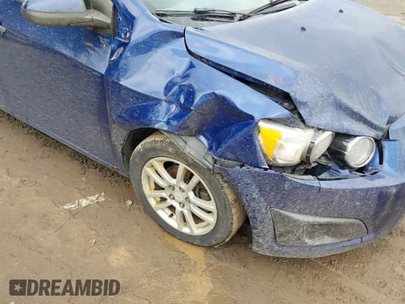 2012 Chevrolet Sonic LT with VIN 1G1JC5SB9C4217138, listed as a IAAI auction lot 41709245 with 181,196 mi miles and . Bid and sale history available at DreamBid. Image 12.