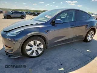 2020 Tesla Model Y Long Range с VIN 5YJYGDEE7LF047638, выставлен на аукционе Copart как лот 71447705 с пробегом 66 392 миль миль и Списание • Salvage title. История ставок и продаж доступна на DreamBid. Изображение 1.