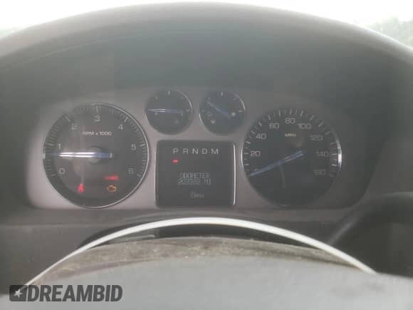 2008 Cadillac Escalade with VIN 1GYEC63898R163538, listed as a Copart auction lot 61834355 with 203,382 mi miles and Salvage title. Bid and sale history available at DreamBid. Image 9.