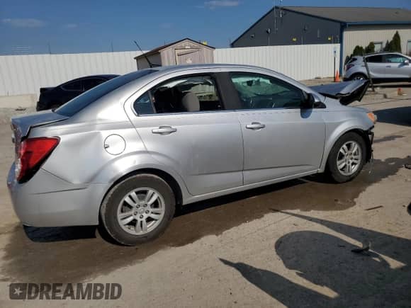 2014 Chevrolet Sonic LT с VIN 1G1JC5SB3E4115174, выставлен на аукционе Copart как лот 81299845 с пробегом 179 176 миль миль и На запчасти • Non repairable. История ставок и продаж доступна на DreamBid. Изображение 3.