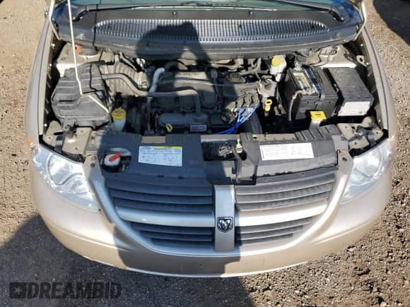 2007 Dodge Grand Caravan SXT with VIN 2D4GP44L87R218826, listed as a Copart auction lot 70884825 with 105,680 mi miles and Salvage title. Bid and sale history available at DreamBid. Image 12.