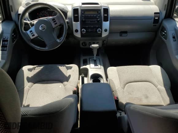 2011 Nissan Frontier SV z VIN 1N6AD0FV6BC428729, wystawiony jako Copart lot #53972565 z przebiegiem 130 761 mil mil oraz Czysty tytuł • Clean title. Historia ofert i sprzedaży dostępna na DreamBid. Obrazek 8.