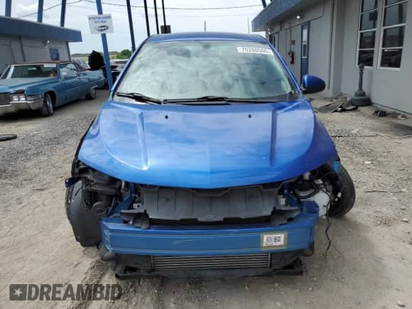2019 Chevrolet Sonic LT z VIN 1G1JD6SB0K4106415, wystawiony jako Copart lot #70280505 z przebiegiem 38 705 mil mil oraz Nie do naprawy • Non repairable. Historia ofert i sprzedaży dostępna na DreamBid. Obrazek 5.