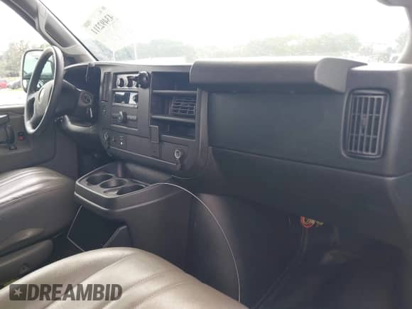 2017 Chevrolet Express Cargo с VIN 1GCZGHFG4H1176383, выставлен на аукционе IAAI как лот 43492311 с пробегом 87 435 миль миль и . История ставок и продаж доступна на DreamBid. Изображение 5.