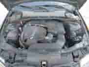 2011 BMW 3 Series 335i xDrive z VIN WBAKF9C57BE262345, wystawiony jako IAAI lot #43428669 z przebiegiem 127 610 mil mil oraz . Historia ofert i sprzedaży dostępna na DreamBid. Obrazek 10.