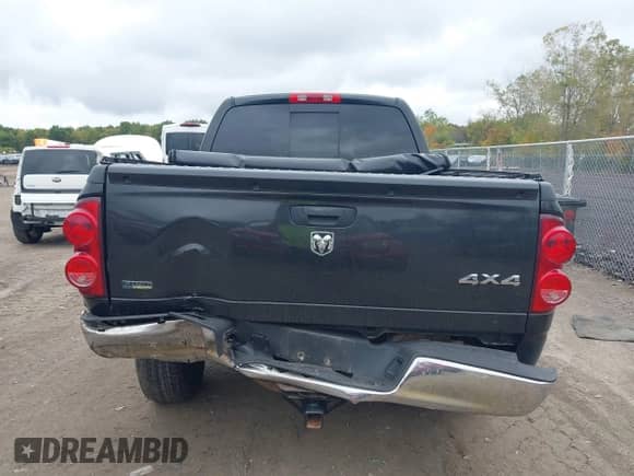 2008 Dodge 1500 SLT with VIN 1D7HU18N08S566405, listed as a IAAI auction lot 43394711 with 131,671 mi miles and . Bid and sale history available at DreamBid. Image 16.
