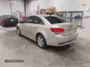 2011 Chevrolet Cruze 1LT z VIN 1G1PF5S93B7292767, wystawiony jako IAAI lot #41468508 z przebiegiem 195 512 mil mil oraz . Historia ofert i sprzedaży dostępna na DreamBid. Obrazek 3.