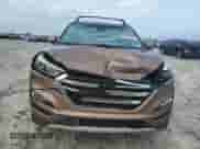 2017 Hyundai Tucson Limited with VIN KM8J33A27HU328819, listed as a Copart auction lot 69728935 with 95,498 mi miles and Salvage title. Bid and sale history available at DreamBid. Image 5.