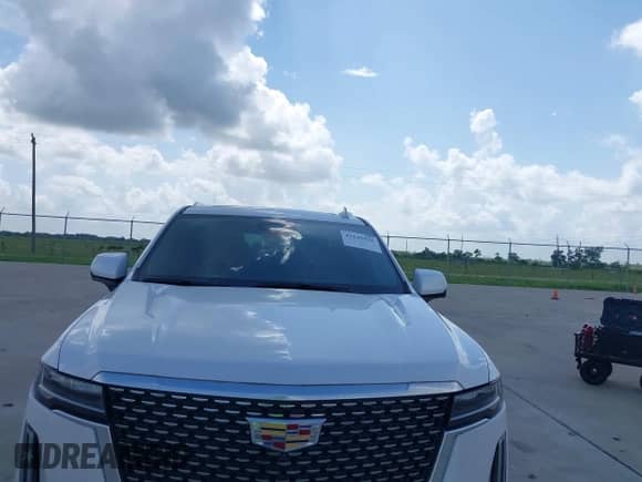 2022 Cadillac Escalade ESV Premium Luxury с VIN 1GYS4LKL3NR248004, выставлен на аукционе IAAI как лот 42545925 с пробегом 28 637 миль миль и . История ставок и продаж доступна на DreamBid. Изображение 6.