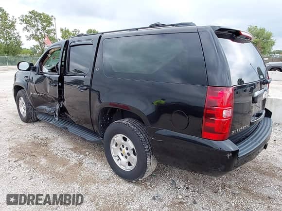 2009 Chevrolet Suburban 2LT с VIN 1GNFC260X9R170502, выставлен на аукционе IAAI как лот 43040302 с пробегом 146 356 миль миль и . История ставок и продаж доступна на DreamBid. Изображение 3.