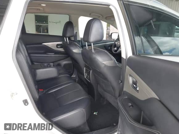 2015 Nissan Murano SV with VIN 5N1AZ2MG8FN216148, listed as a IAAI auction lot 43116345 with 158,415 mi miles and . Bid and sale history available at DreamBid. Image 8.