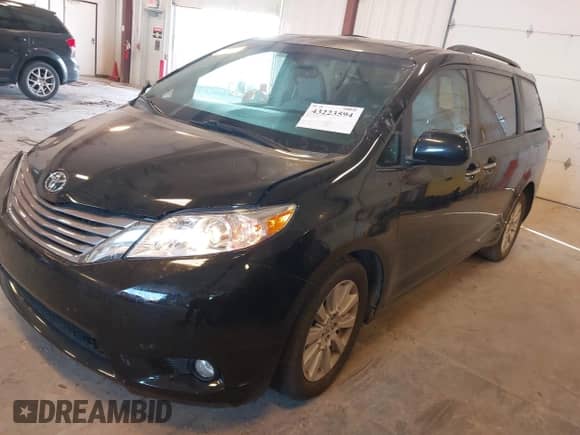 2015 Toyota Sienna Limited with VIN 5TDDK3DC7FS118067, listed as a IAAI auction lot 43223594 with 134,147 mi miles and . Bid and sale history available at DreamBid. Image 2.