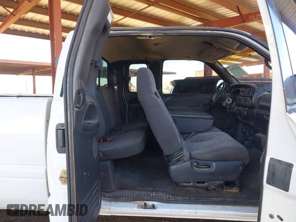 2001 Dodge 1500 with VIN 1B7HF13Z11J532211, listed as a IAAI auction lot 43199615 with 198,362 mi miles and . Bid and sale history available at DreamBid. Image 8.