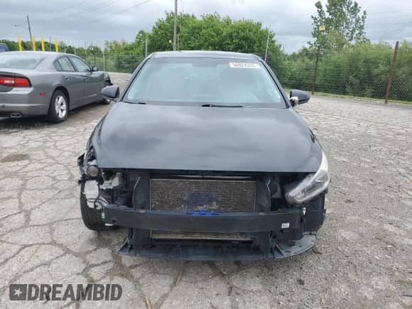2020 Hyundai Elantra z VIN KMHH35LE8LU125058, wystawiony jako Copart lot #56924335 z przebiegiem 129 901 mil mil oraz Szkoda całkowita • Salvage title. Historia ofert i sprzedaży dostępna na DreamBid. Obrazek 5.
