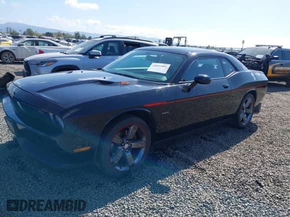 2013 Dodge Challenger R/T с VIN 2C3CDYBT7DH675244, выставлен на аукционе IAAI как лот 42052905 с пробегом 88 349 миль миль и . История ставок и продаж доступна на DreamBid. Изображение 2.