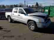 2007 Dodge Dakota с VIN 1D7HE28P77S267920, выставлен на аукционе Copart как лот 85603774 с пробегом 214 462 миль миль и На запчасти • Non repairable. История ставок и продаж доступна на DreamBid. Изображение 4.