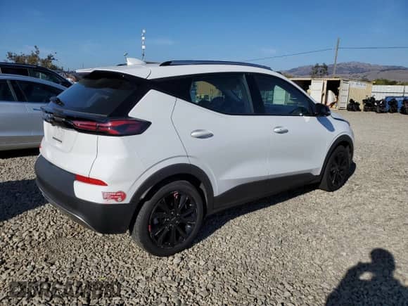2023 Chevrolet Bolt EUV LT с VIN 1G1FY6S07P4147348, выставлен на аукционе Copart как лот 89481505 с пробегом 33 393 миль миль и Списание • Salvage title. История ставок и продаж доступна на DreamBid. Изображение 3.