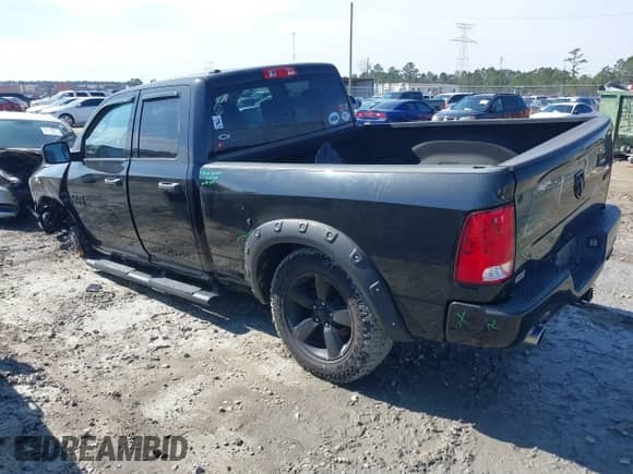 2018 Ram 1500 Express с VIN 1C6RR7FT0JS177927, выставлен на аукционе IAAI как лот 41640379 с пробегом 112 478 миль миль и . История ставок и продаж доступна на DreamBid. Изображение 3.