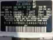 2022 Kia Sorento LX with VIN 5XYRGDLC4NG078203, listed as a Copart auction lot 70600845 with 60,871 mi miles and Salvage title. Bid and sale history available at DreamBid. Image 14.