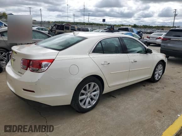 2013 Chevrolet Malibu LT with VIN 1G11E5SAXDF200646, listed as a Copart auction lot 82151215 with 138,403 mi miles and Salvage title. Bid and sale history available at DreamBid. Image 3.
