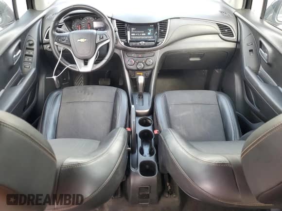 2017 Chevrolet Trax LT z VIN KL7CJLSB1HB189989, wystawiony jako Copart lot #81558845 z przebiegiem 83 277 mil mil oraz Szkoda całkowita • Salvage title. Historia ofert i sprzedaży dostępna na DreamBid. Obrazek 8.