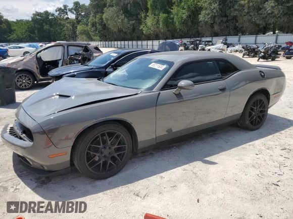 2017 Dodge Challenger SXT Plus с VIN 2C3CDZAG0HH555480, выставлен на аукционе Copart как лот 65211604 с пробегом 162 476 миль миль и Списание • Salvage title. История ставок и продаж доступна на DreamBid. Изображение 1.