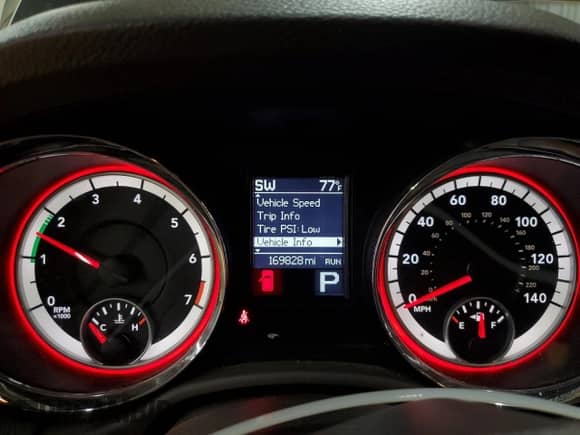 2013 Dodge Durango Crew with VIN 1C4RDJDG9DC682700, listed as a Copart auction lot 68078015 with 169,828 mi miles and Salvage title. Bid and sale history available at DreamBid. Image 9.