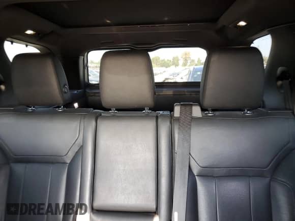 2018 Land Rover Discovery HSE с VIN SALRR2RV3JA053738, выставлен на аукционе Copart как лот 68003675 с пробегом 57 053 миль миль и Списание • Salvage title. История ставок и продаж доступна на DreamBid. Изображение 10.