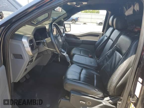 2021 Ford F-150 XL z VIN 1FTMF1E55MKD69649, wystawiony jako Copart lot #62709294 z przebiegiem Nie podano mil oraz Szkoda całkowita • Salvage title. Historia ofert i sprzedaży dostępna na DreamBid. Obrazek 7.