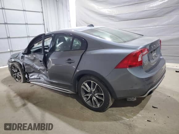 2016 Volvo S60 T5 Platinum с VIN YV4612UM4G2002099, выставлен на аукционе Copart как лот 69363875 с пробегом 81 956 миль миль и Списание • Salvage title. История ставок и продаж доступна на DreamBid. Изображение 2.