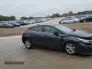 2017 Chevrolet Cruze LT z VIN 3G1BE6SM6HS610866, wystawiony jako Copart lot #86179245 z przebiegiem 116 589 mil mil oraz Nie do naprawy • Non repairable. Historia ofert i sprzedaży dostępna na DreamBid. Obrazek 13.