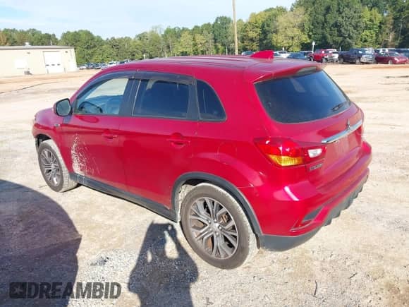 2019 Mitsubishi Outlander SE с VIN JA4AP4AU1KU010762, выставлен на аукционе IAAI как лот 43342014 с пробегом 115 410 миль миль и . История ставок и продаж доступна на DreamBid. Изображение 3.