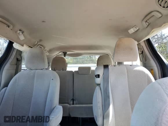 2014 Toyota Sienna LE AAS with VIN 5TDKK3DC9ES513356, listed as a Copart auction lot 89900185 with 397,288 mi miles and Salvage title. Bid and sale history available at DreamBid. Image 10.