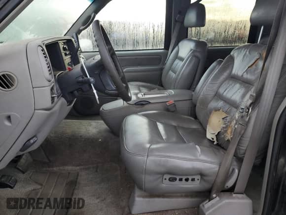 1996 Chevrolet Suburban с VIN 3GNEC16R9TG167845, выставлен на аукционе Copart как лот 80119734 с пробегом 414 794 миль миль и Списание • Salvage title. История ставок и продаж доступна на DreamBid. Изображение 7.