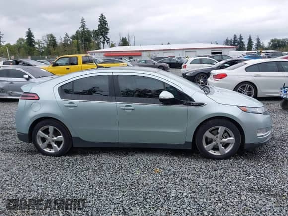 2012 Chevrolet Volt with VIN 1G1RB6E40CU128051, listed as a IAAI auction lot 42920607 with 74,535 mi miles and . Bid and sale history available at DreamBid. Image 13.