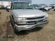 2005 Chevrolet Tahoe LS z VIN 1GNEK13T25J179775, wystawiony jako Copart lot #67539965 z przebiegiem 196 494 mil mil oraz Szkoda całkowita • Salvage title. Historia ofert i sprzedaży dostępna na DreamBid. Obrazek 13.