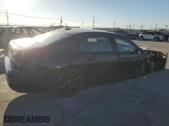 2024 BMW 7 Series 760i xDrive z VIN WBA33EJ01RCS87373, wystawiony jako Copart lot #46626315 z przebiegiem Nie podano mil oraz Szkoda całkowita • Salvage title. Historia ofert i sprzedaży dostępna na DreamBid. Obrazek 3.