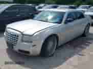 2006 Chrysler 300 with VIN 2C3KA43R56H388097, listed as a IAAI auction lot 42445205 with 146,572 mi miles and . Bid and sale history available at DreamBid. Image 2.